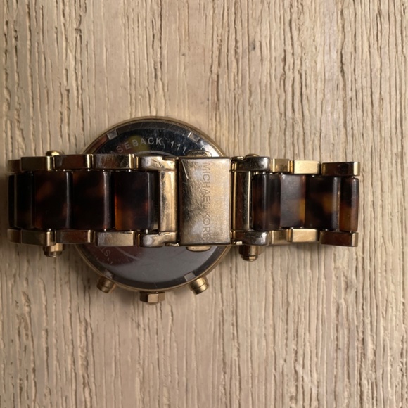 Michael Kors Women's Parker Gold Tortoise Watch MK5688 - Picture 3 of 4